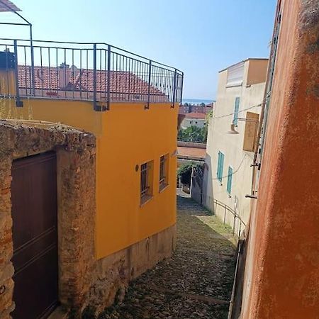 Ferienwohnung Casa Anna Borgio Verezzi Exterior foto
